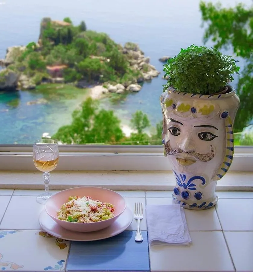 ベッド・アンド・ブレックファスト B&B La Bergerie タオルミーナ イタリア