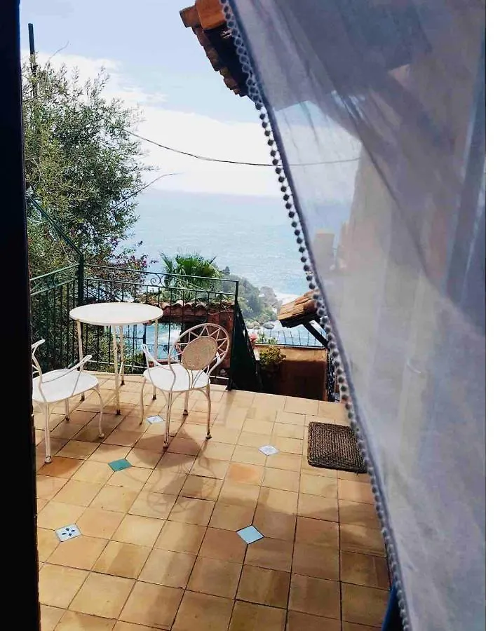 B&B La Bergerie タオルミーナ